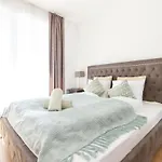 3Br Premium Skyline Penthouse W Ac By Nw