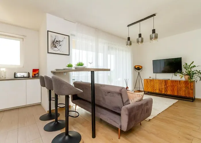 3Br Premium Skyline Penthouse W Ac By Nw