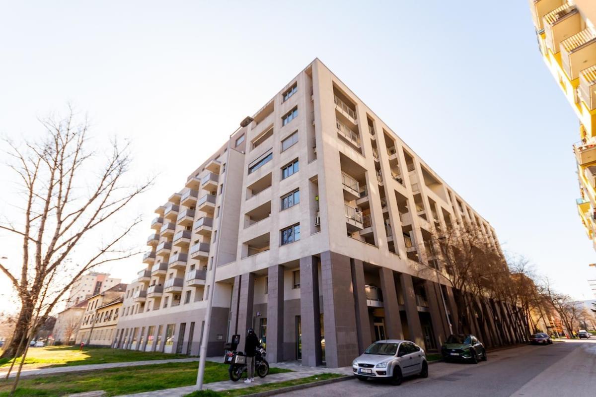 3br Premium Skyline Penthouse W Ac By Nw Budapest