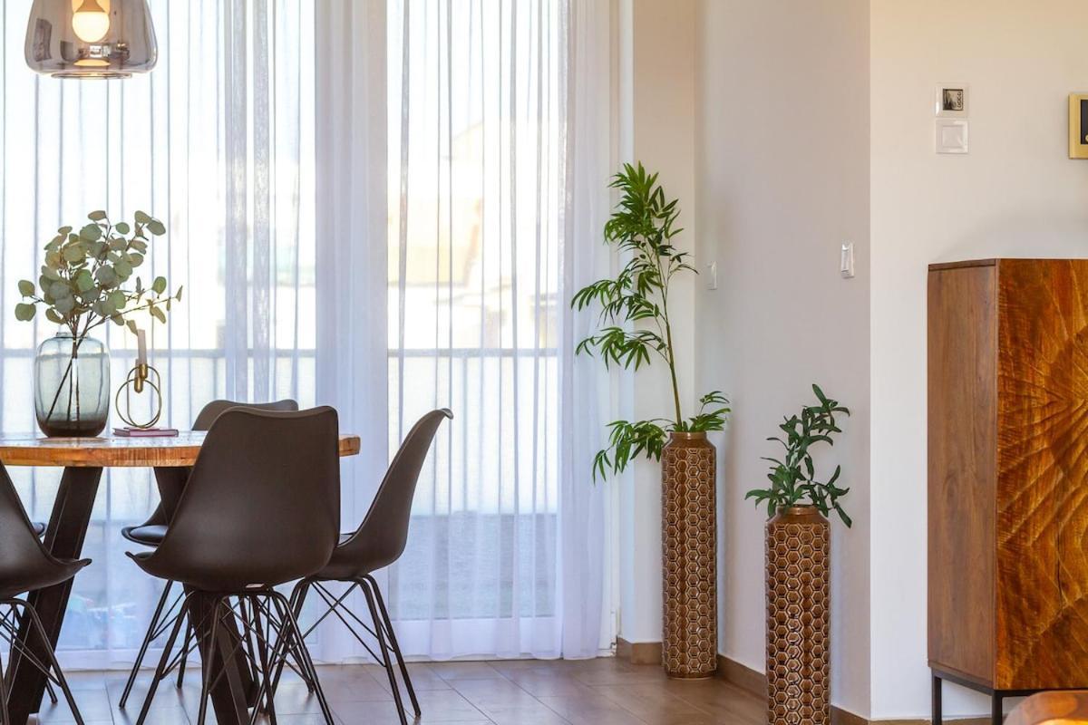 3br Premium Skyline Penthouse W Ac By Nw Budapest