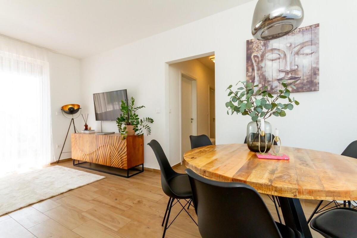 3br Premium Skyline Penthouse W Ac By Nw