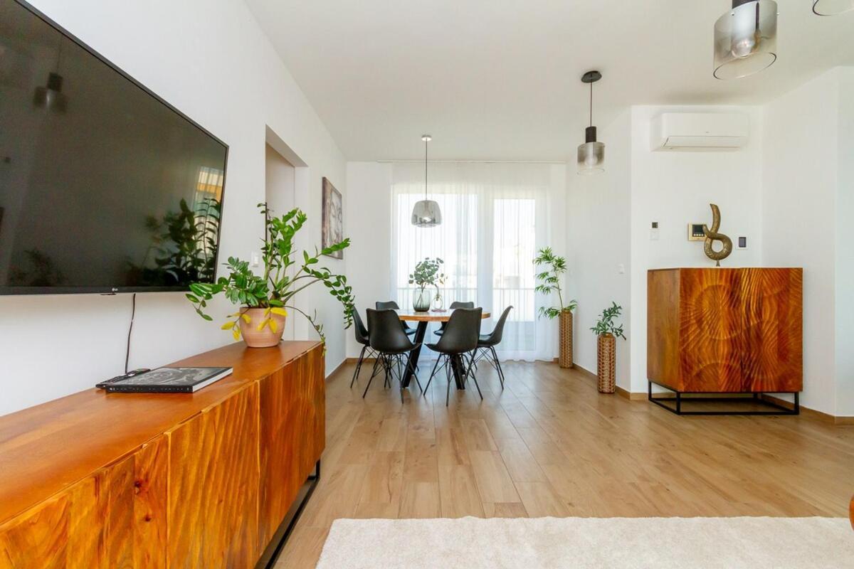 Apartmán 3br Premium Skyline Penthouse W Ac By Nw