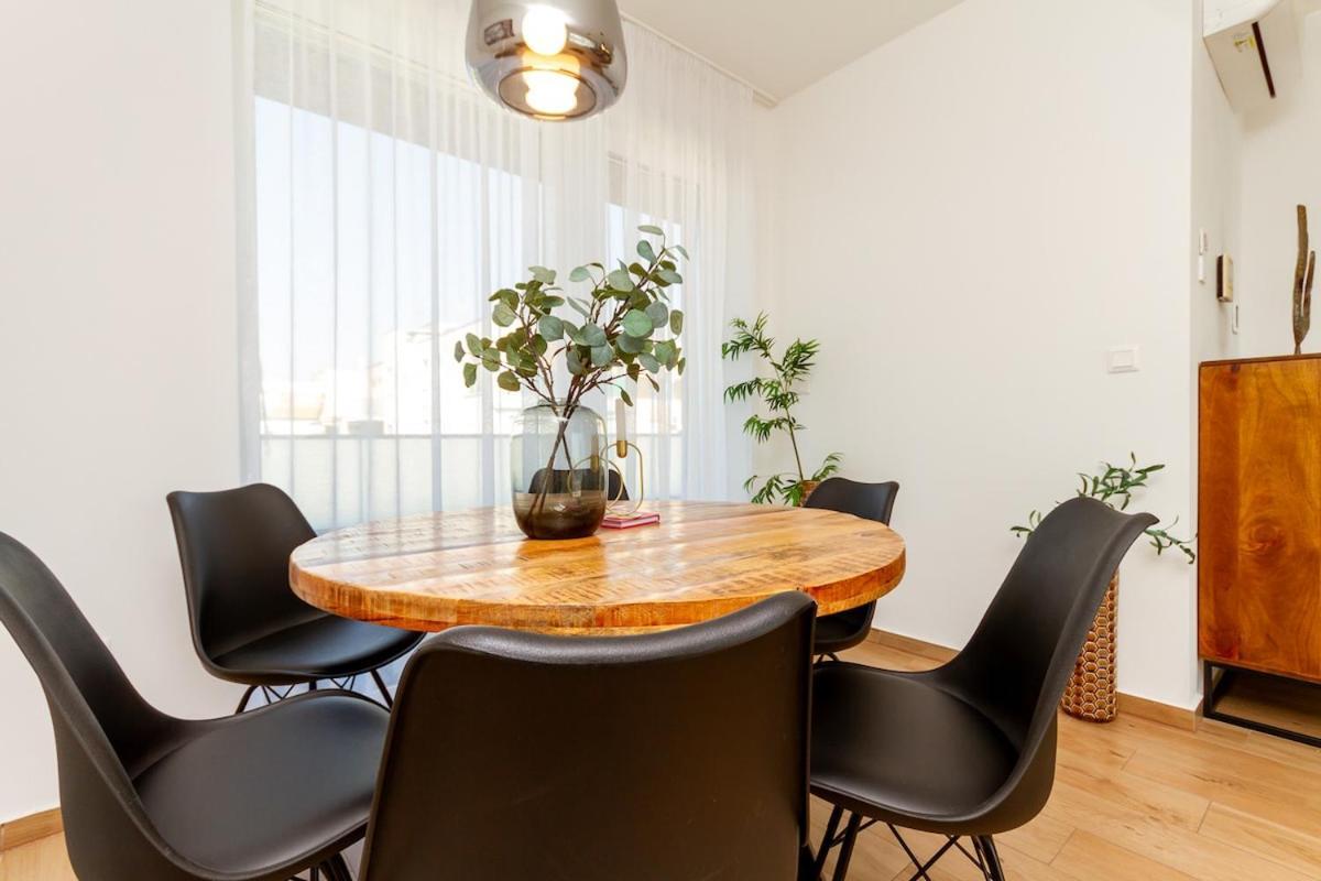 Apartmán 3br Premium Skyline Penthouse W Ac By Nw *